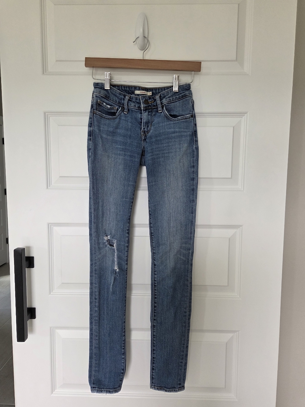 Levi's 711 Skinny Jeans
